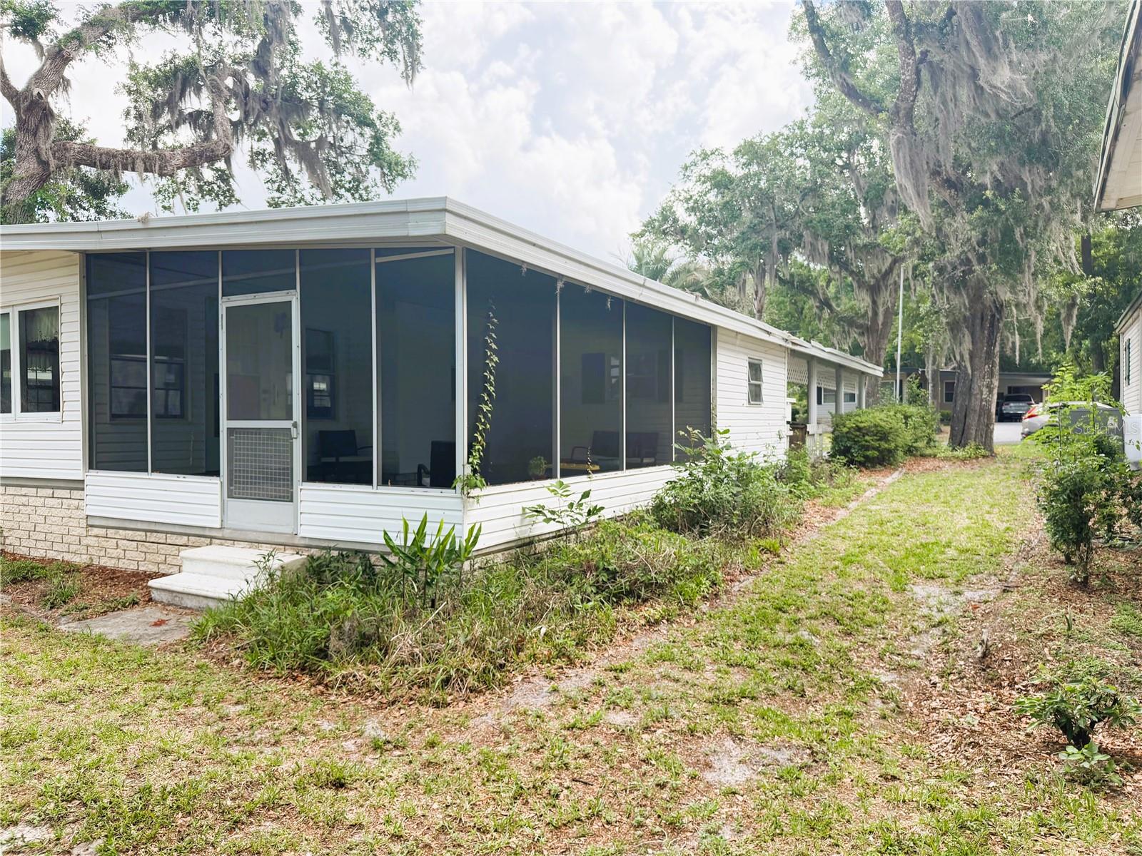 HAWTHORNE AT LEESBURG A COOP - Residential
