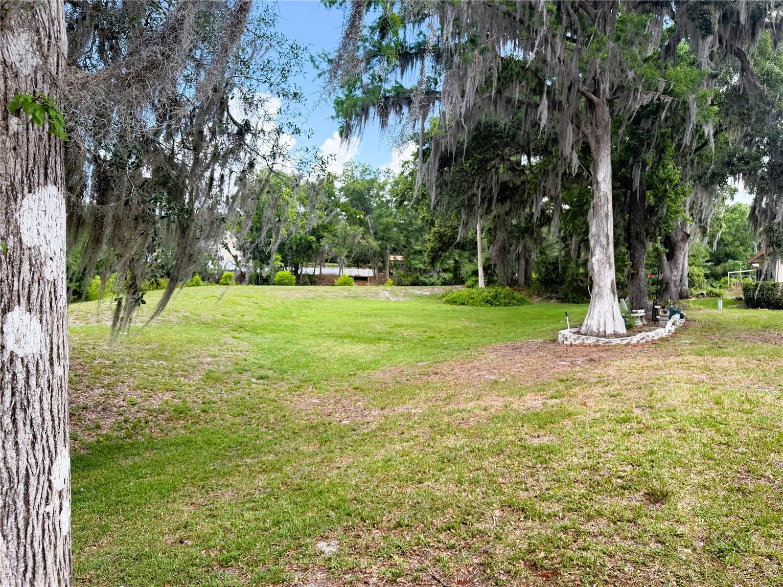 HAWTHORNE AT LEESBURG A COOP - Residential