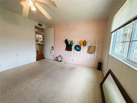 Tiny photo for 127 Royal Palm Drive, Leesburg, FL 34748 (MLS # R4911299)