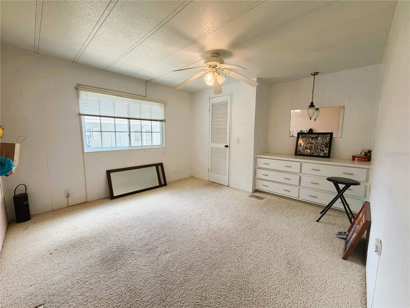 HAWTHORNE AT LEESBURG A COOP - Residential