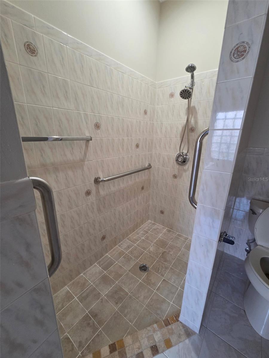 DEL SOL VILLAGE AT LONGWOOD RUN PH 02 - Residential