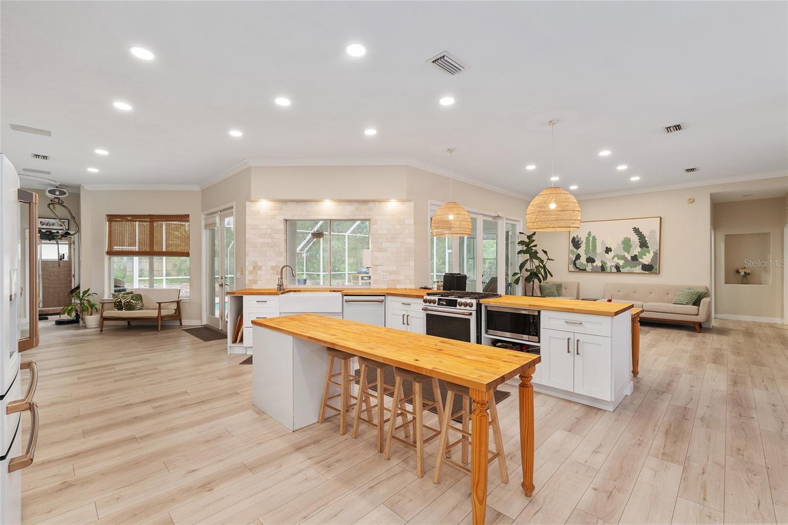 KENSINGTON PARK - Residential