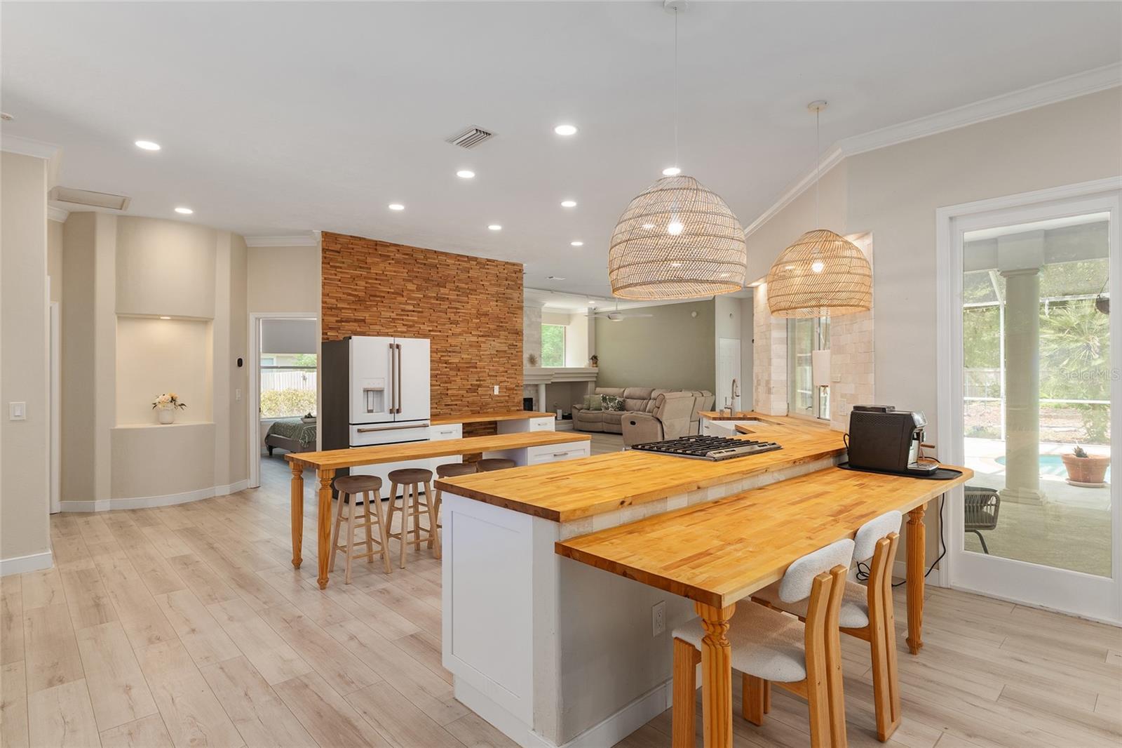KENSINGTON PARK - Residential