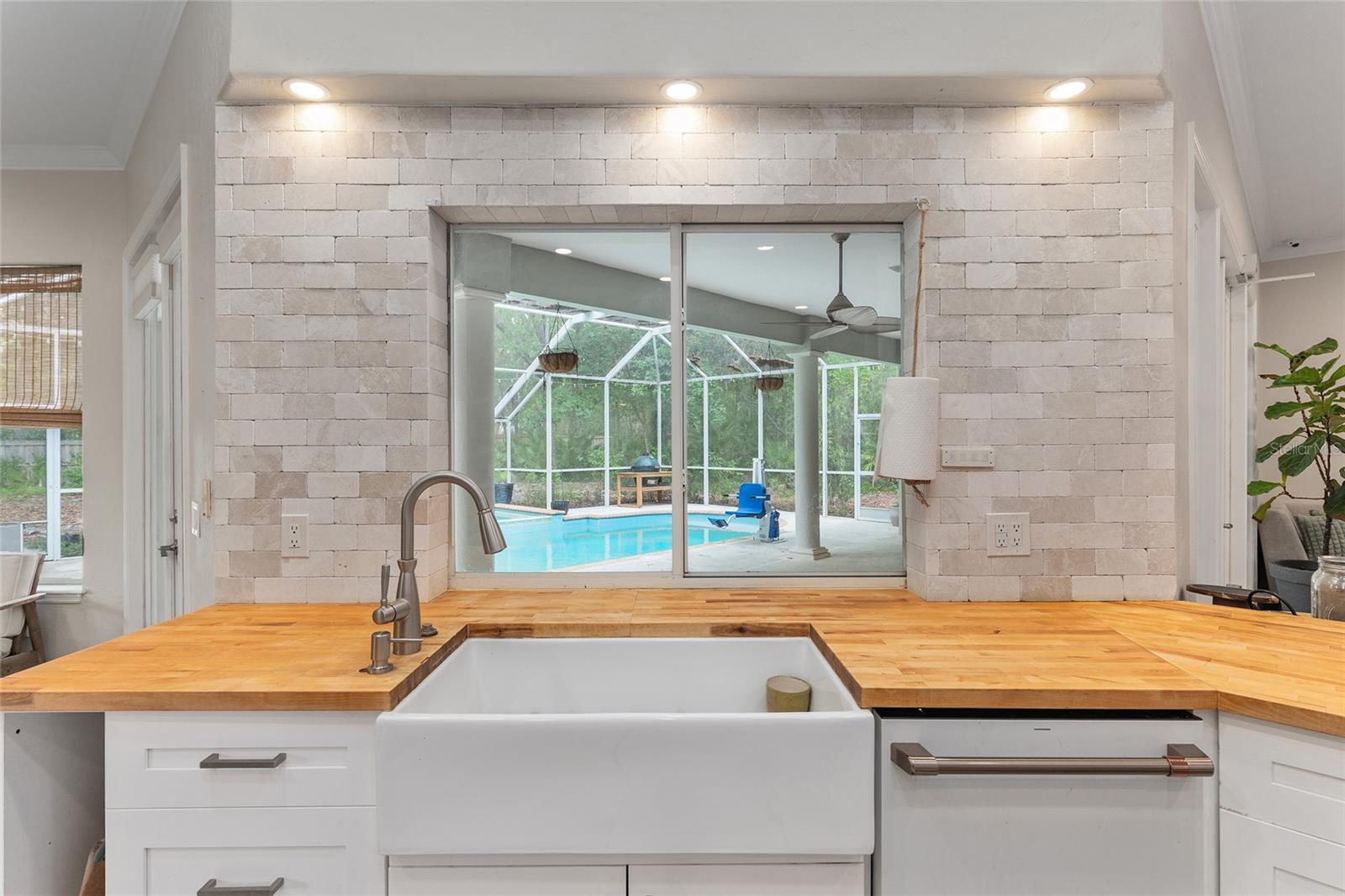 KENSINGTON PARK - Residential