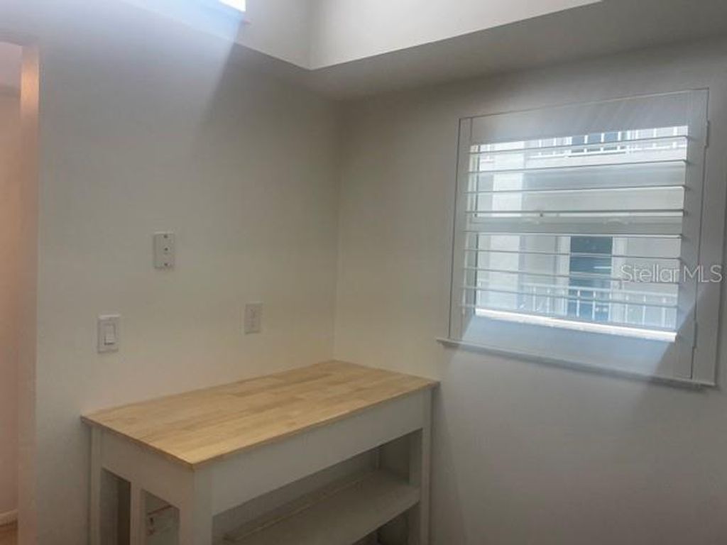 Photo of 1540 Glen Oaks Drive E #B222, Sarasota, FL 34232 (MLS # A4687333)