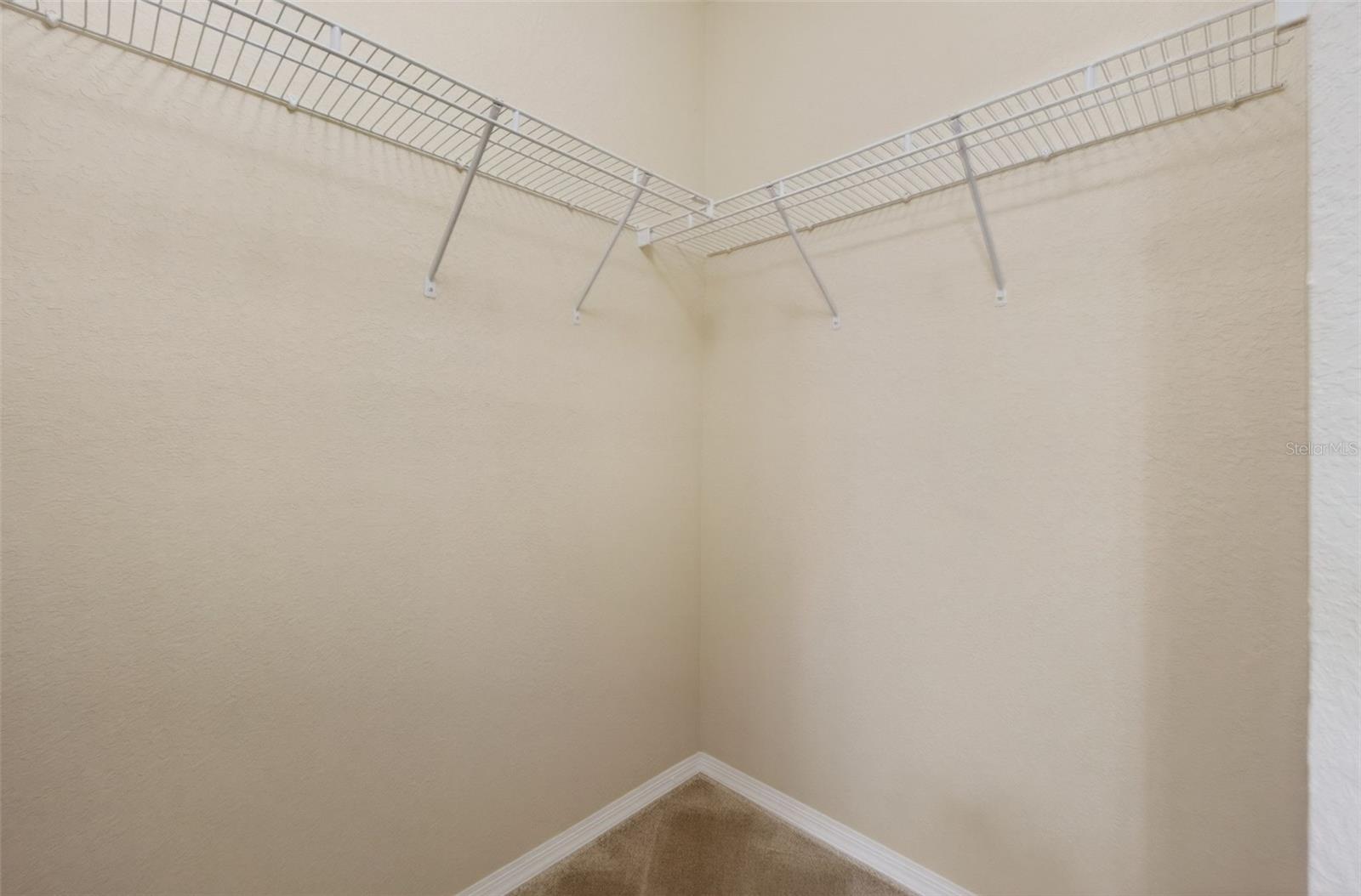 REGISTRY AT MICHIGAN PARK CONDOMINIUM - Residential Lease