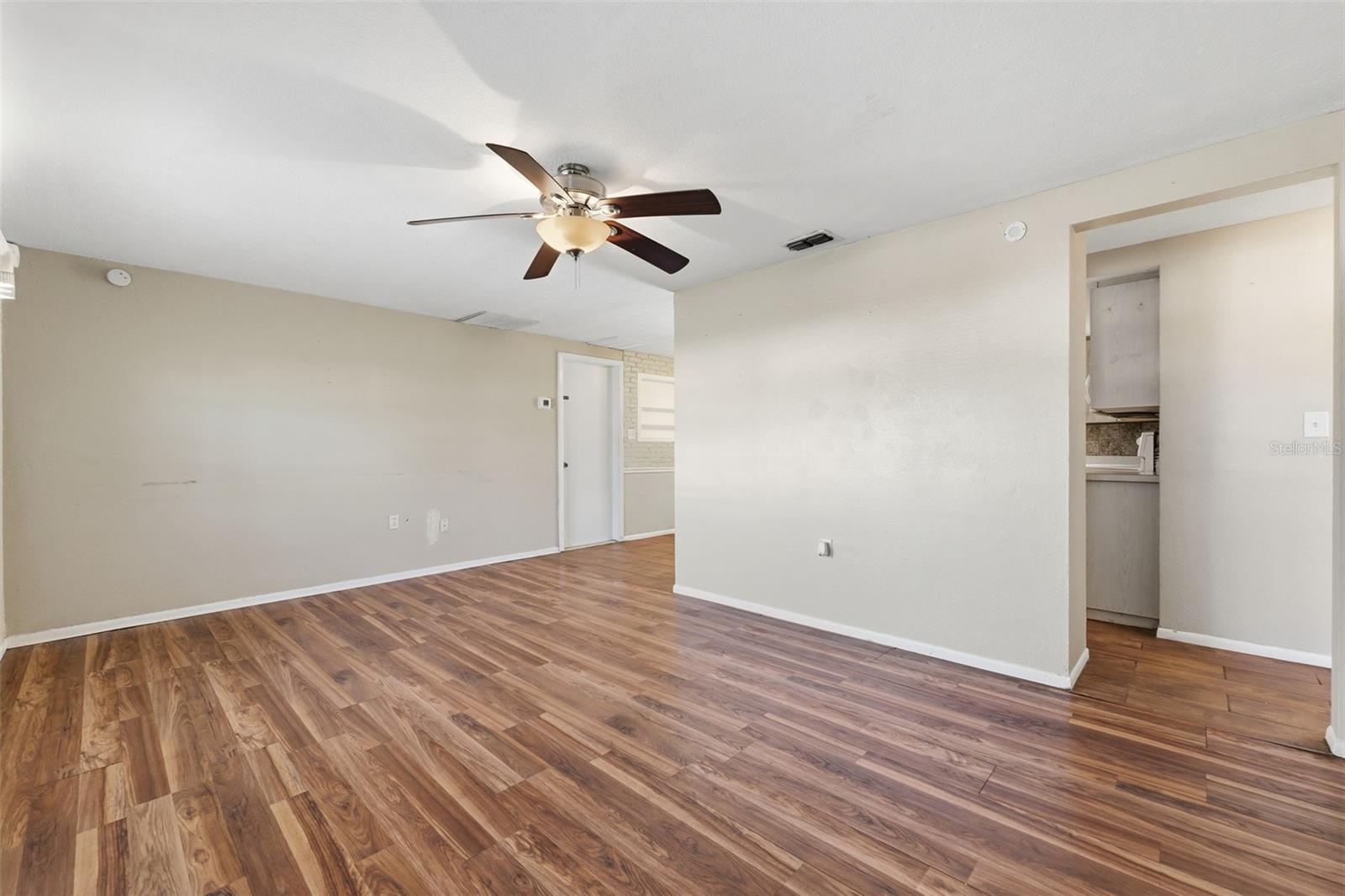 HERITAGE VILLAGE - Residential