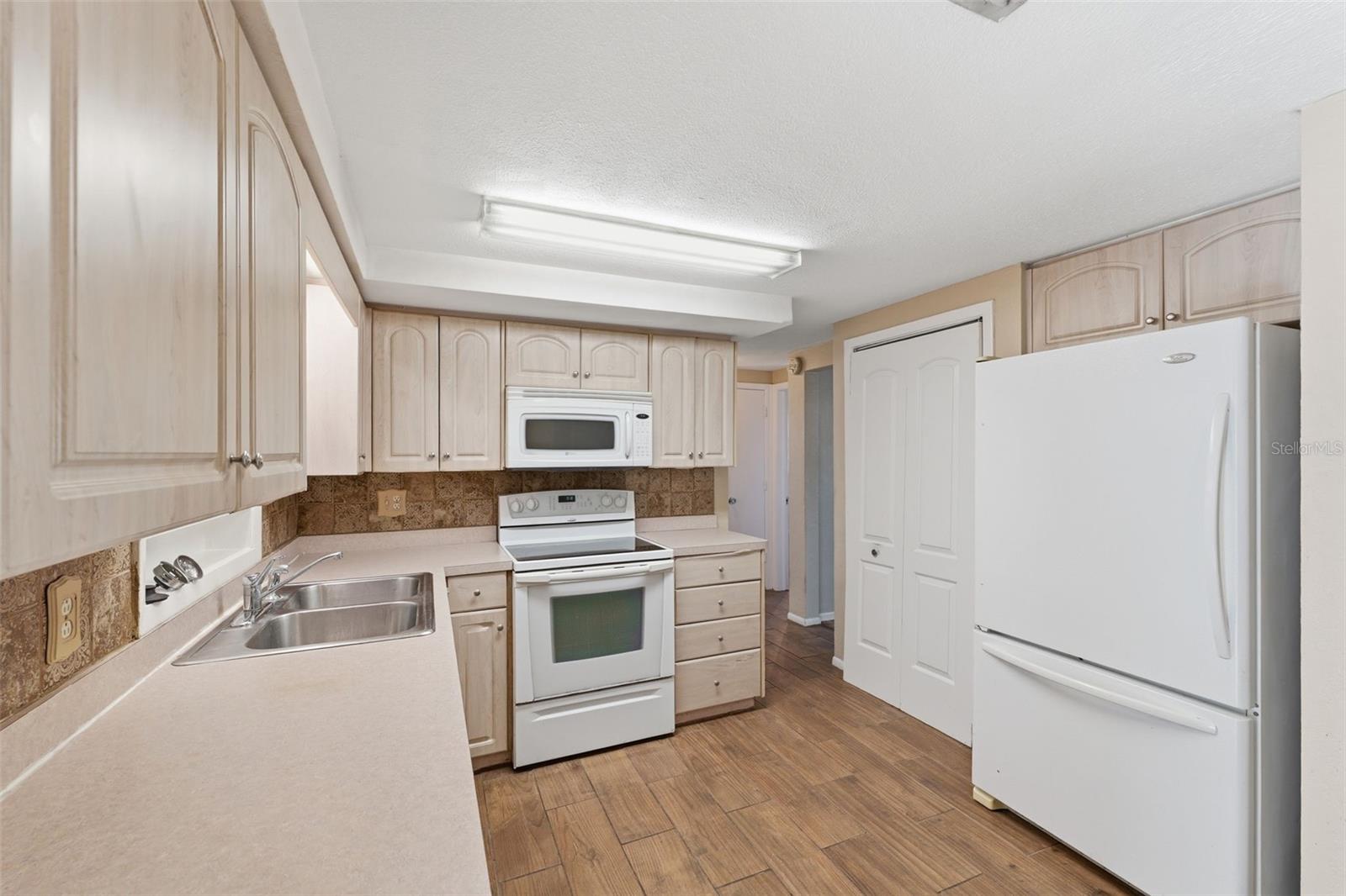 HERITAGE VILLAGE - Residential