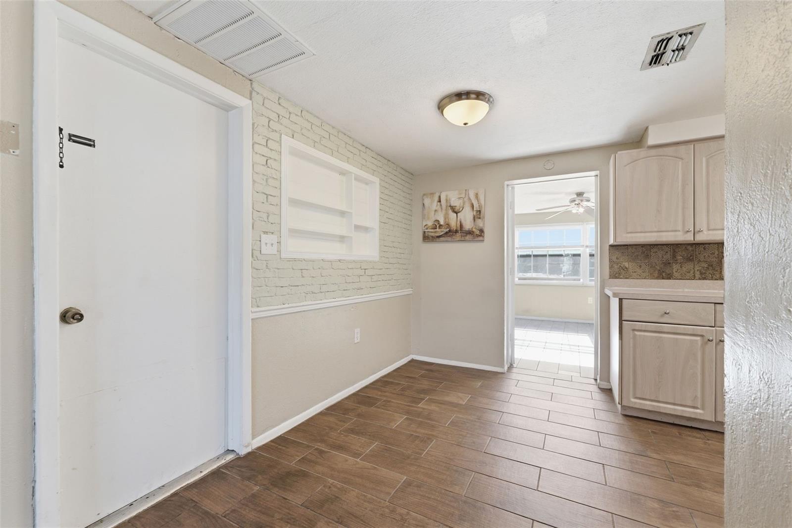 HERITAGE VILLAGE - Residential