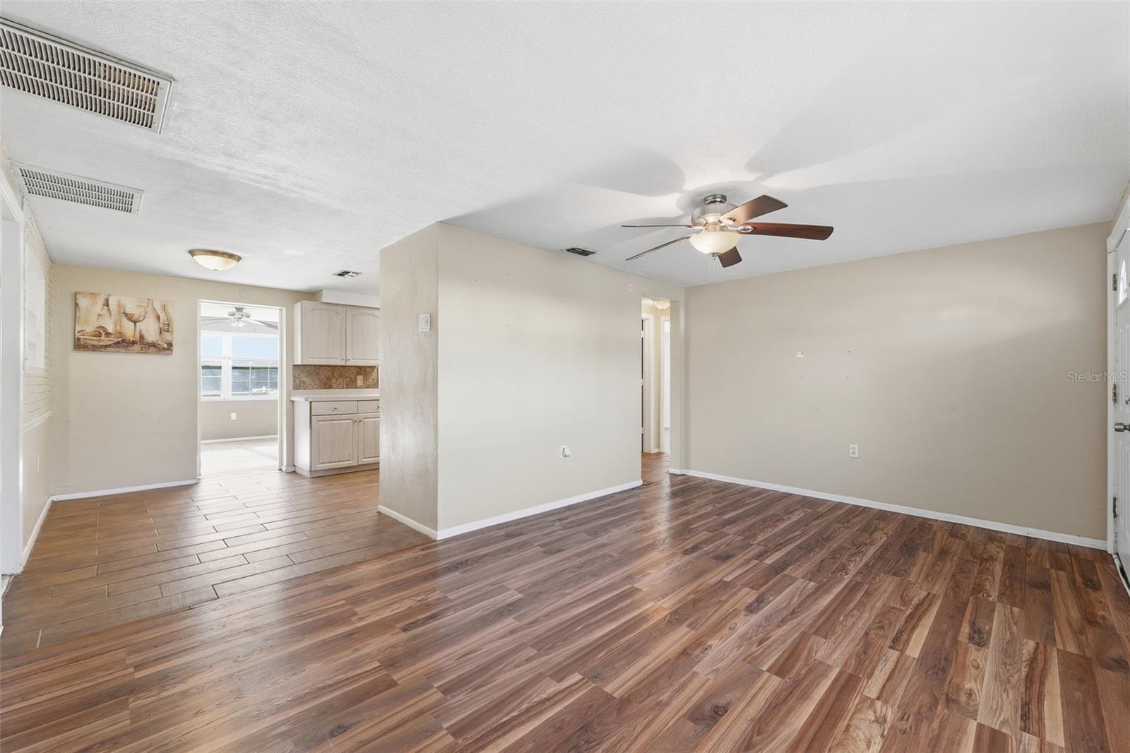 HERITAGE VILLAGE - Residential