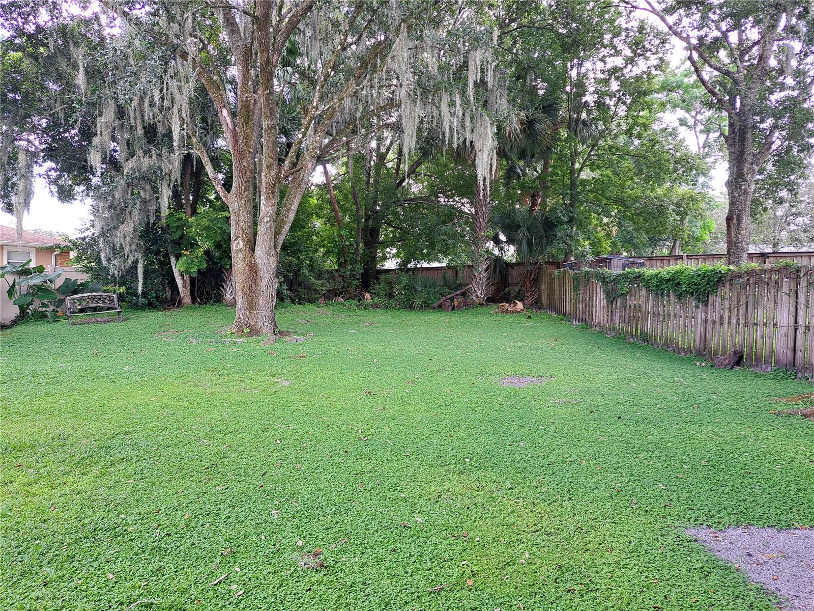 HIGHLAND VILLAGE 1 - Residential