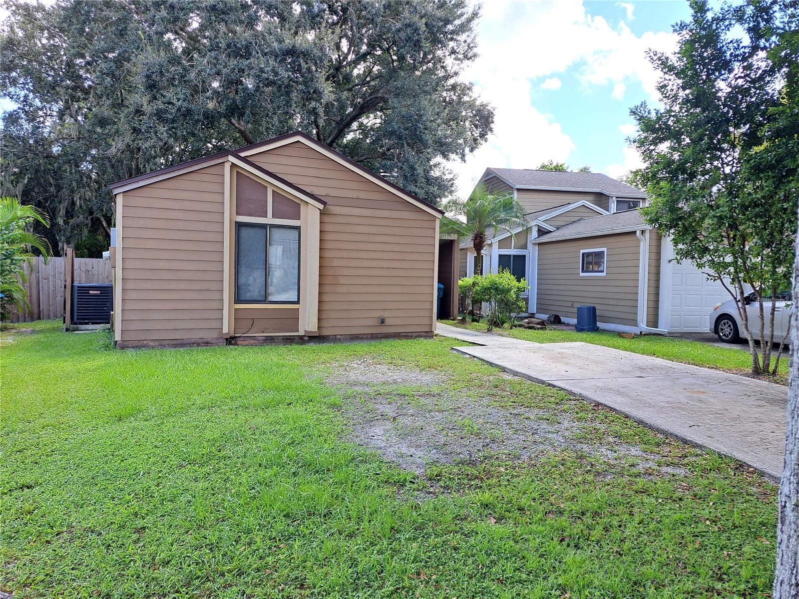 HIGHLAND VILLAGE 1 - Residential