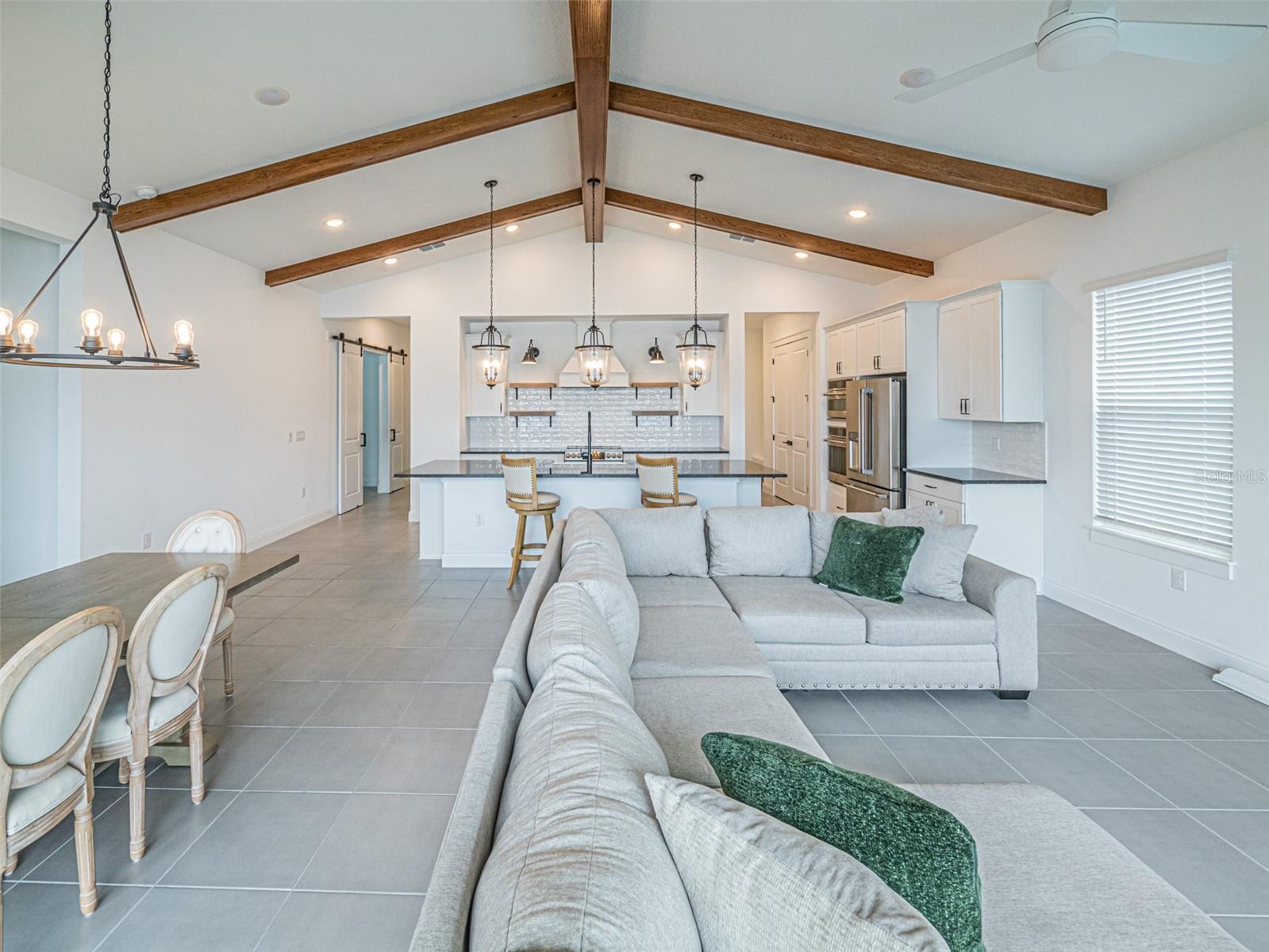 HORIZON ISLE - Residential