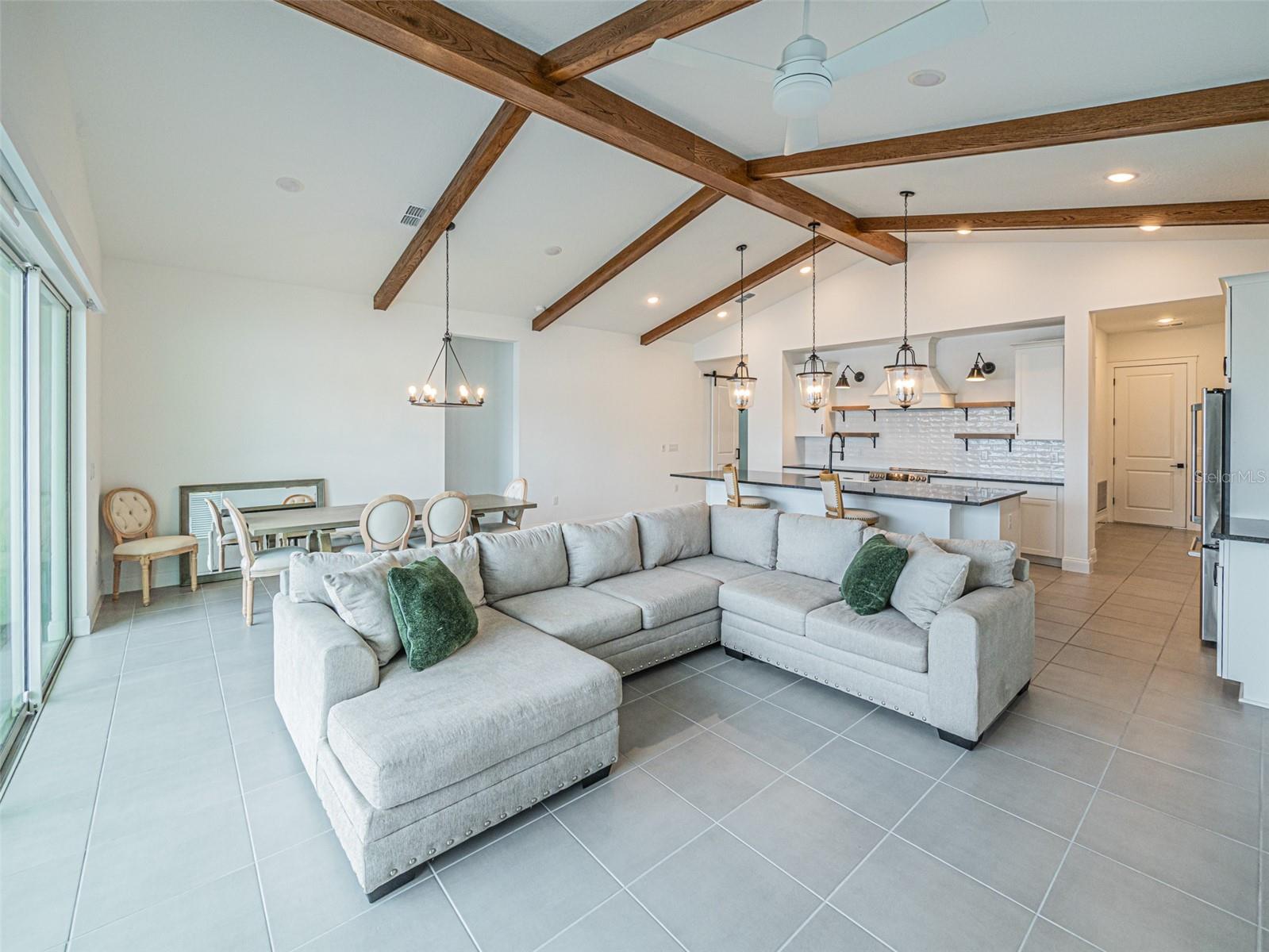 HORIZON ISLE - Residential