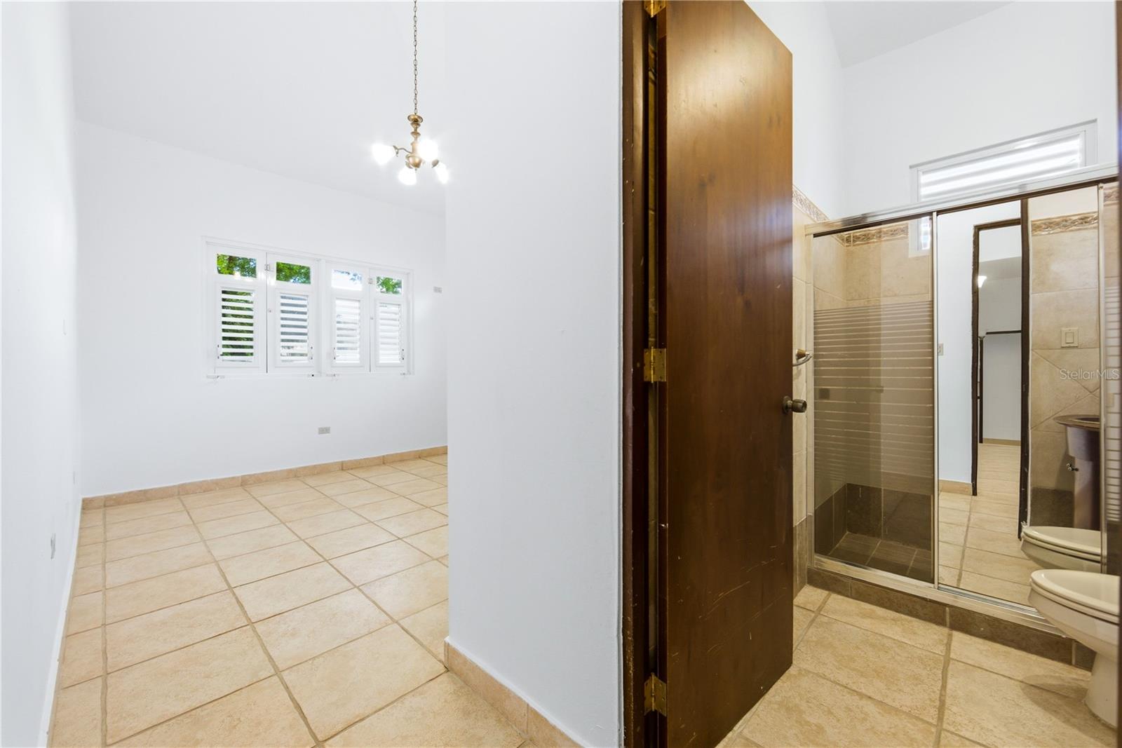 LOS FRAILES - Residential