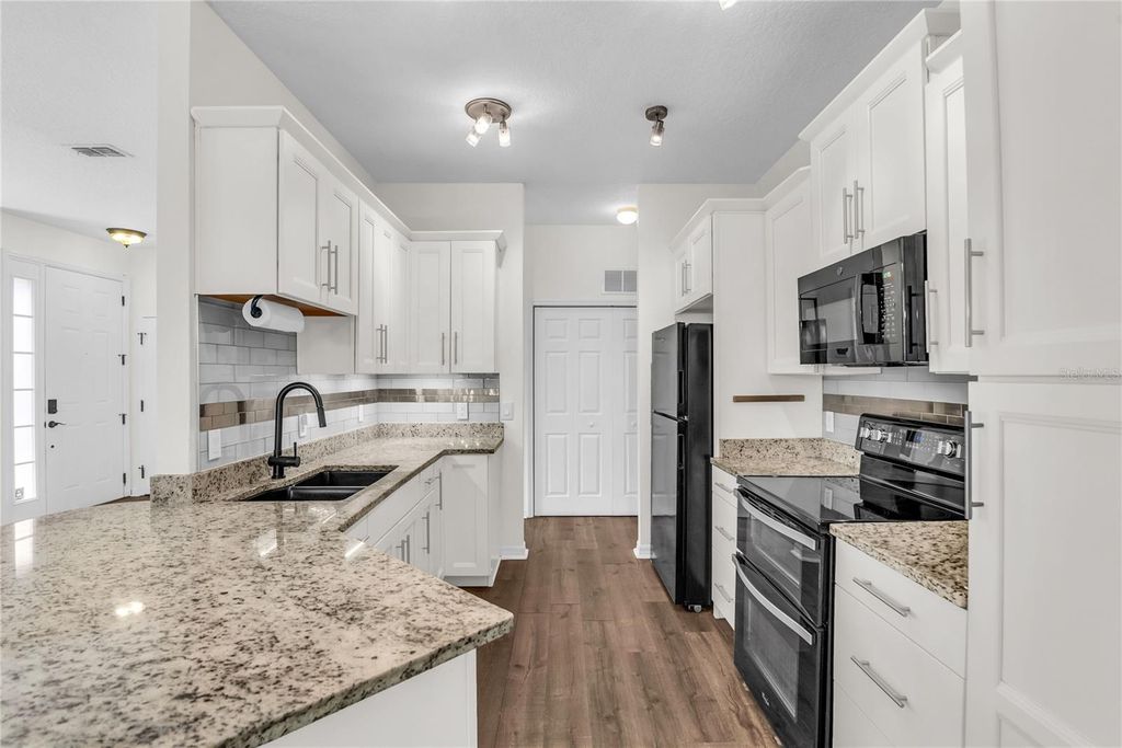 Photo of 3699 Oakdale Circle #105, Oviedo, FL 32765 (MLS # O6388066)