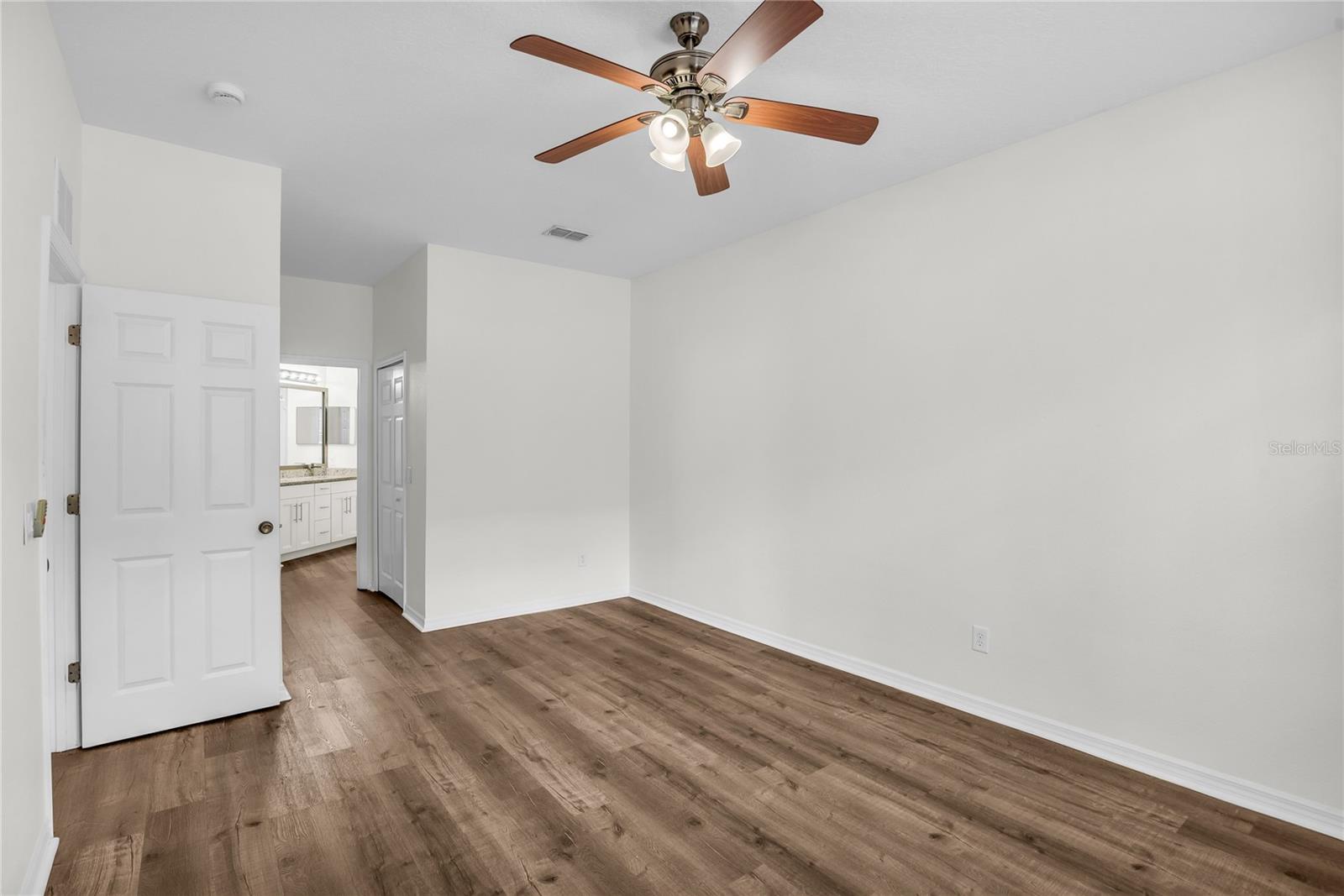 RIVER RUN COACH HOMES - Residential