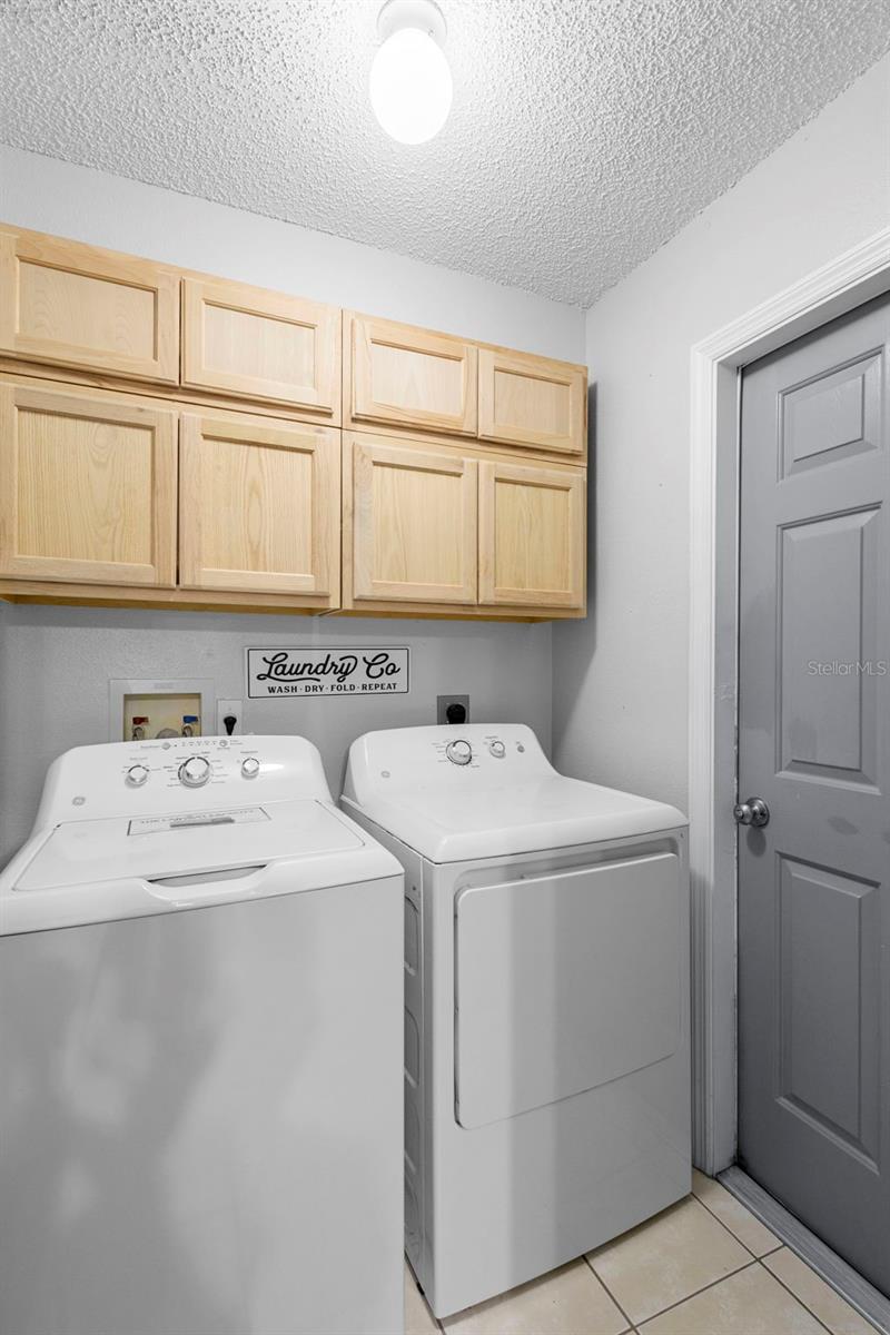 DELTONA LAKES UNIT 08 - Residential