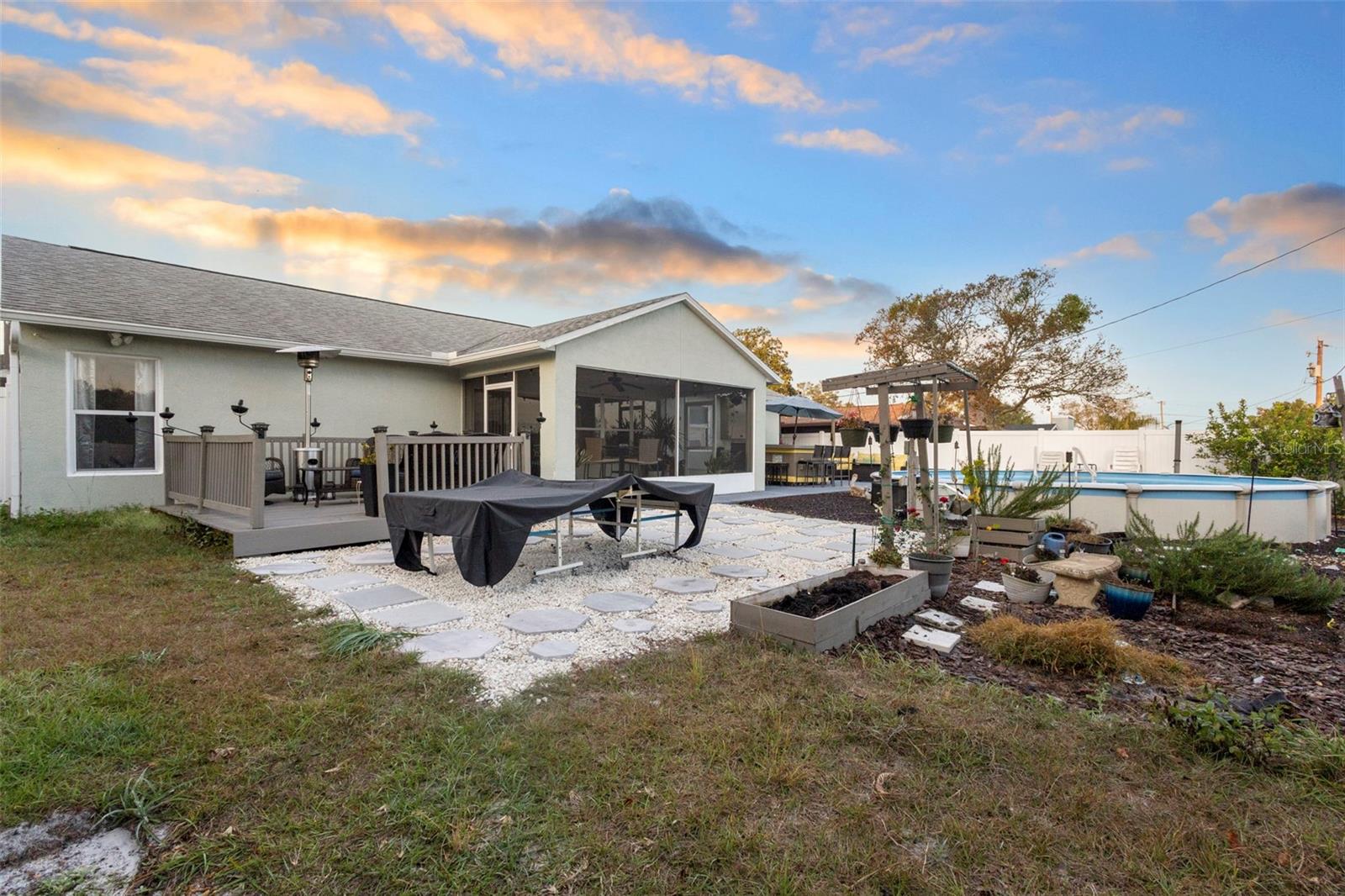 DELTONA LAKES UNIT 08 - Residential