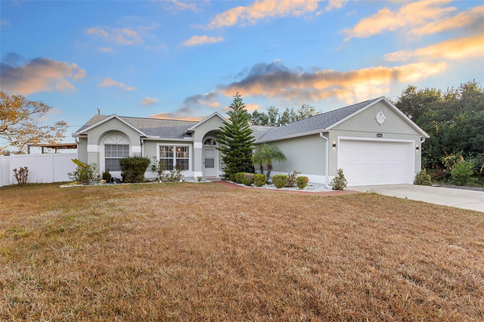 DELTONA LAKES UNIT 08 - Residential