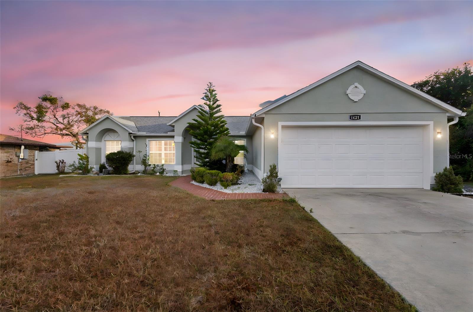 DELTONA LAKES UNIT 08 - Residential