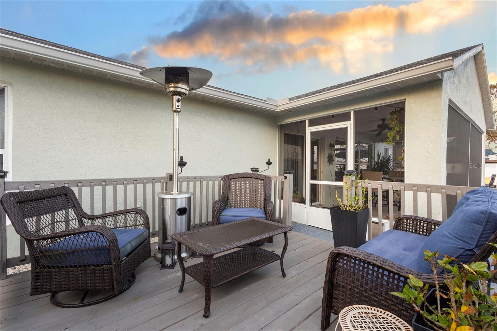 DELTONA LAKES UNIT 08 - Residential