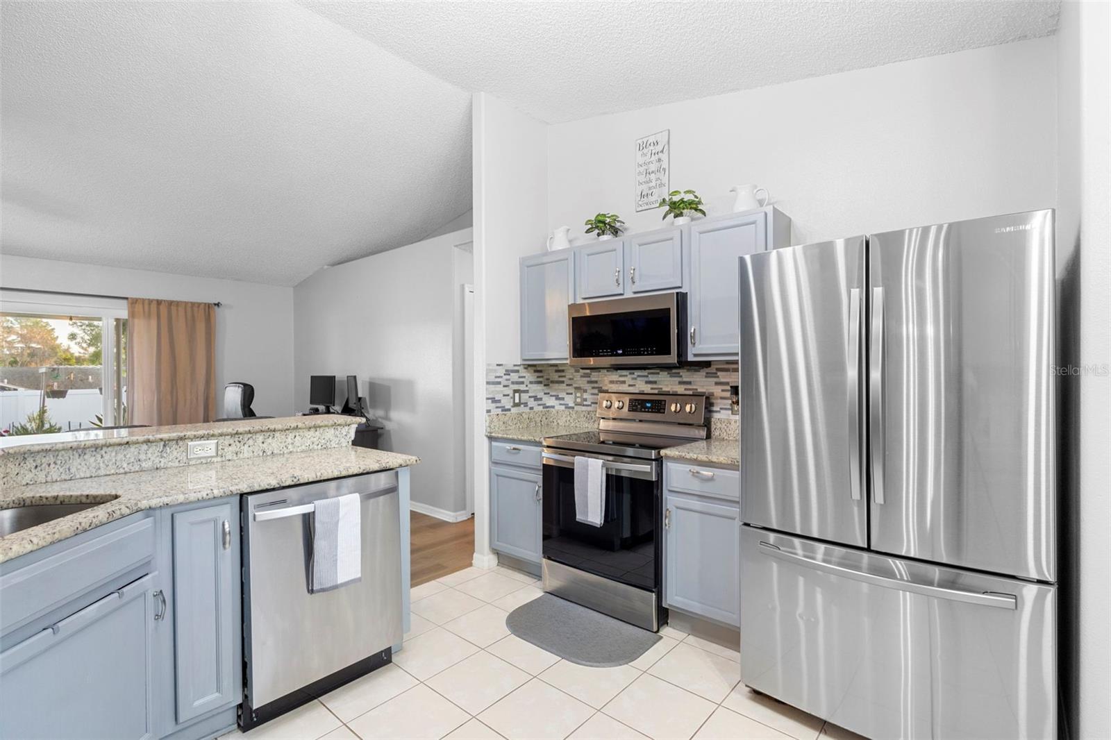 DELTONA LAKES UNIT 08 - Residential