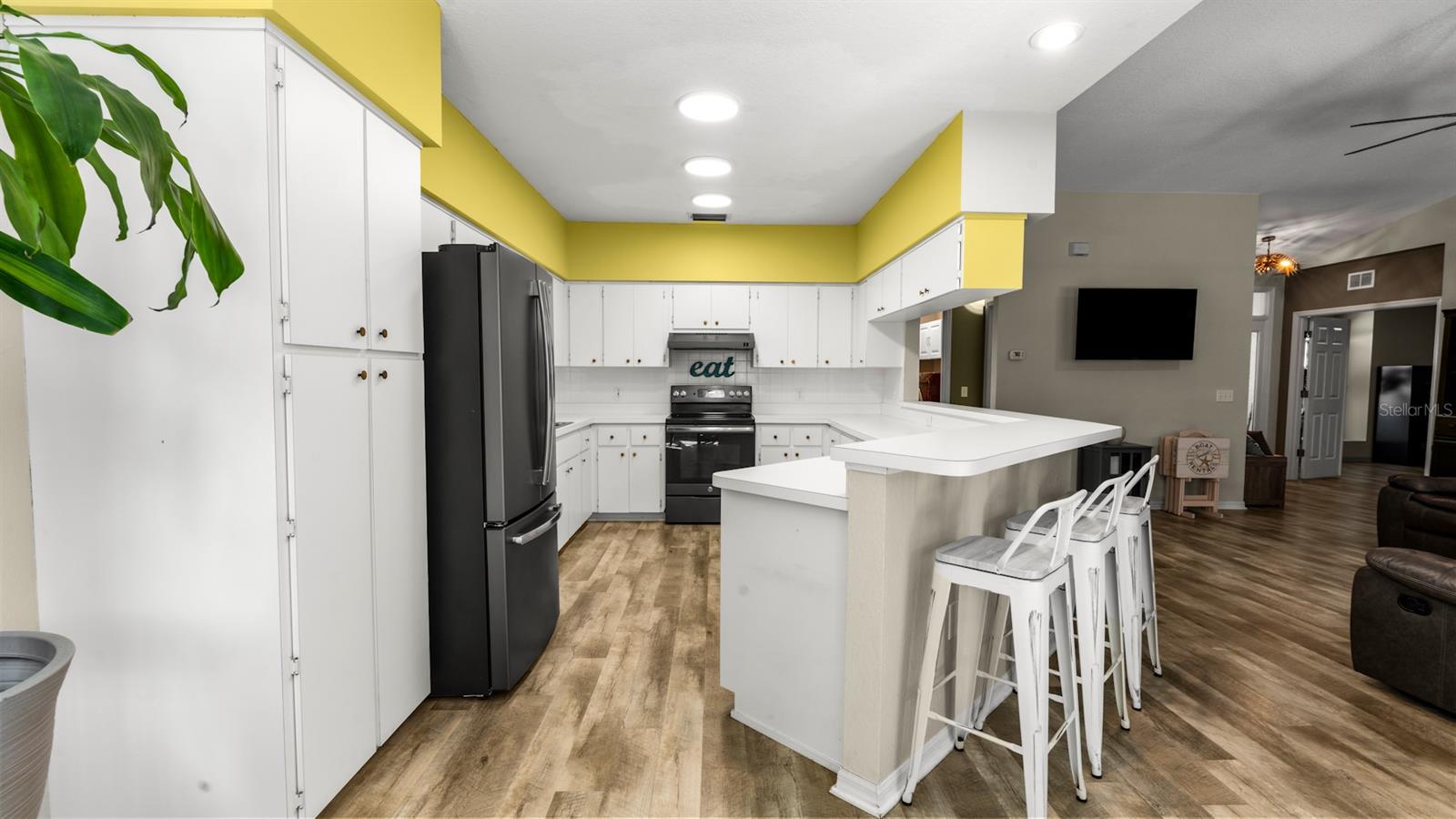 RAINBOW SPGS 05 REP - Residential