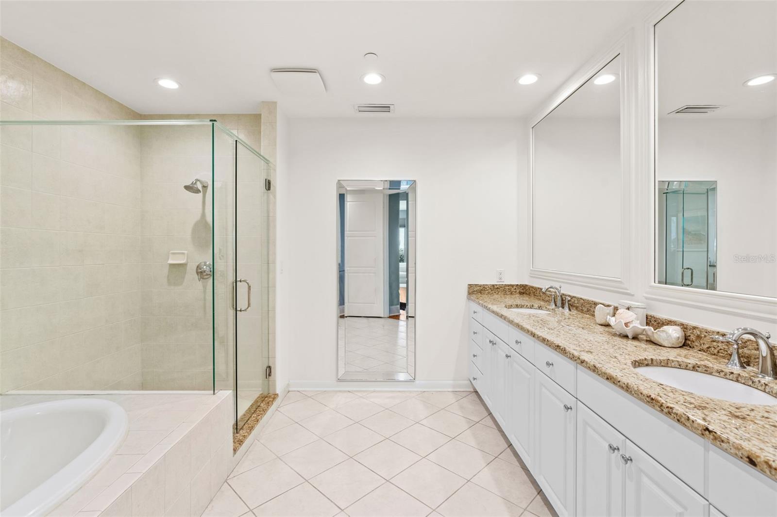 RESIDENCES AT SANDPEARL RESORT CONDO - Residential Lease