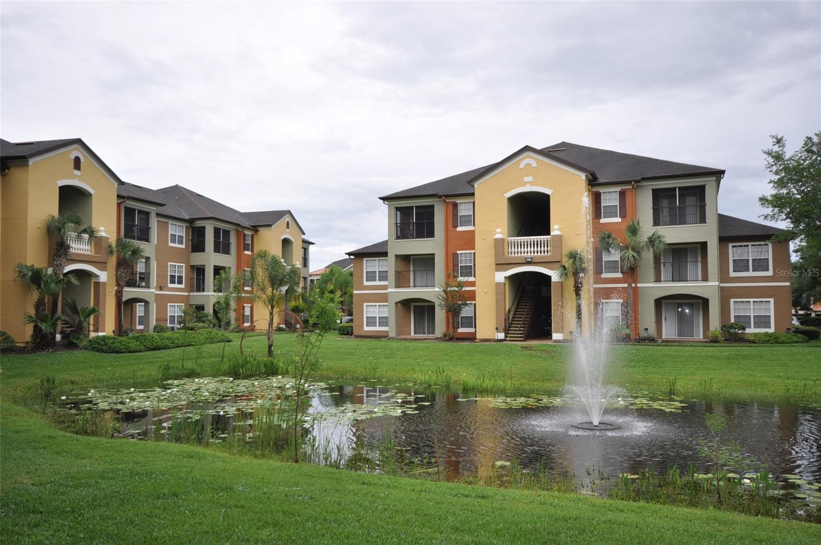 3 Bed Condo with 3 (ONE CAR GARAGES INCLUDED IN THE SALE) GARAGE'S #53,#59,#60. EXCELLENT RENTAL INCOME The Crest at Waterford Lakes appeals to an active lifestyle. Waterford Lakes Town Center and other area malls offer shopping, dining and entertainment all within a 5 minute walk from The Crest condominium community. The Waterford Lakes Recreation Center is also just a quick walk from home. Waterford Lakes is a well planned community which has experienced popularity to become one of Orlando's most sought after locations. Strategically located just 5 minutes from the University of Central Florida and the east campus of Valencia Community College and only 15 minutes from the heart of downtown Orlando. The Crest at Waterford Lakes is at the entrance to the 408 making access to Orlando International Airport, the attractions and almost any point in Orlando and the rest of the world only a short, high speed ride away. Garage number 53 and 59 and 60 come with the condo. This unit can be rented to 3 persons as one bed one car garage. Call a Realtor for more information.