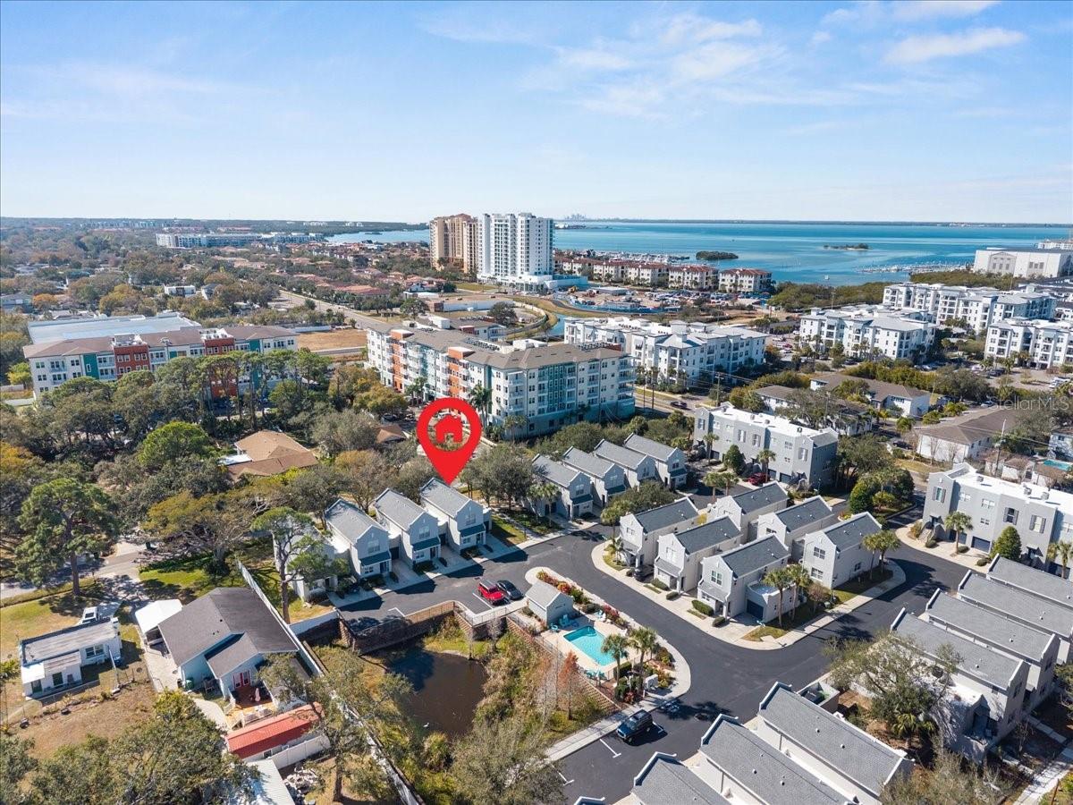 WESTSHORE TWNHMS - Residential