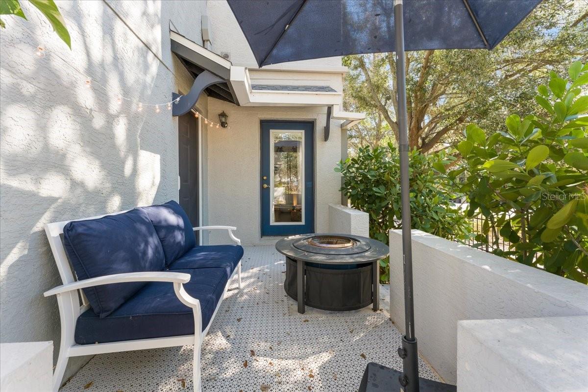 WESTSHORE TWNHMS - Residential