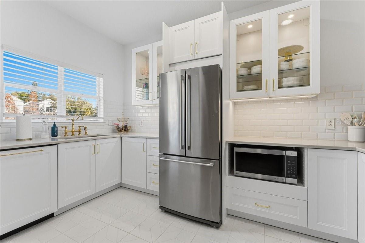 WESTSHORE TWNHMS - Residential