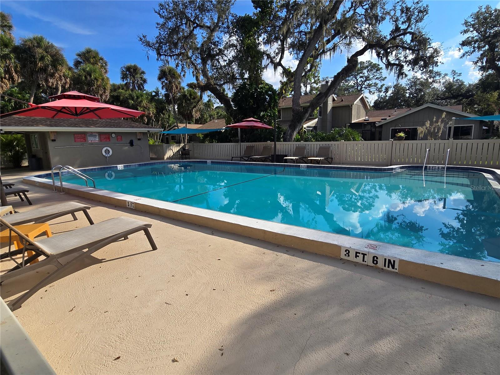 HAMMOCKS II - Residential Lease