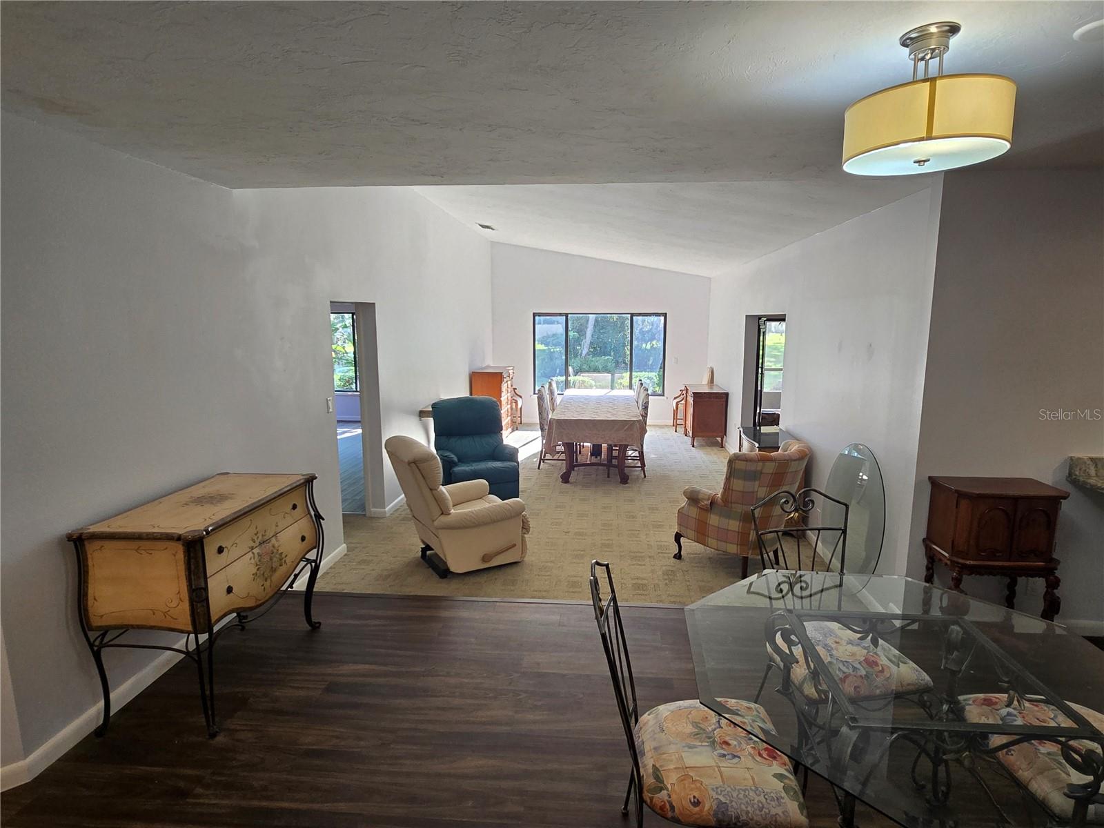 HAMMOCKS II - Residential Lease