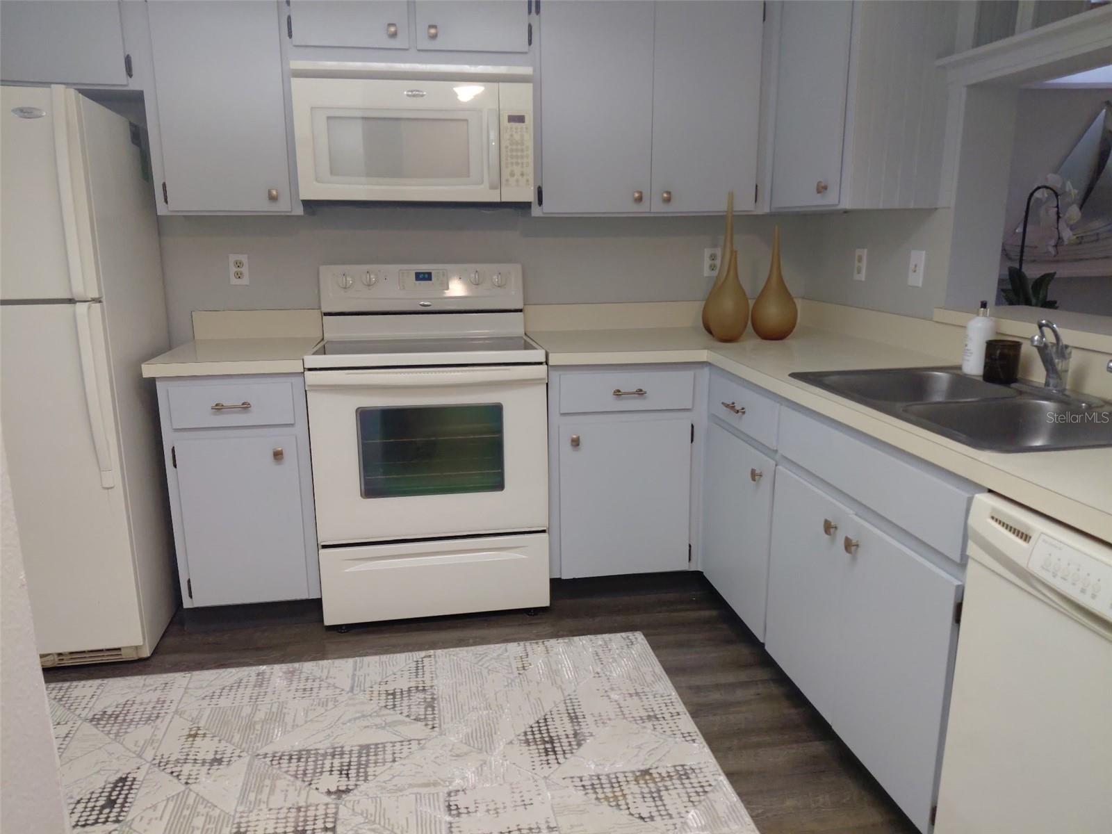 MAGNOLIA RIDGE CONDO - Residential