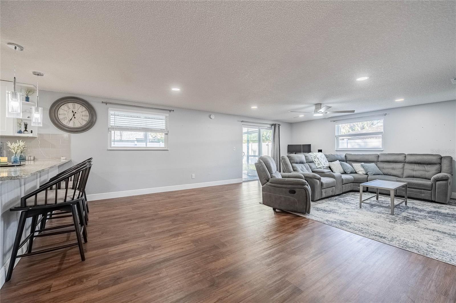 APOLLO BEACH UNIT ONE PT ONE - Residential