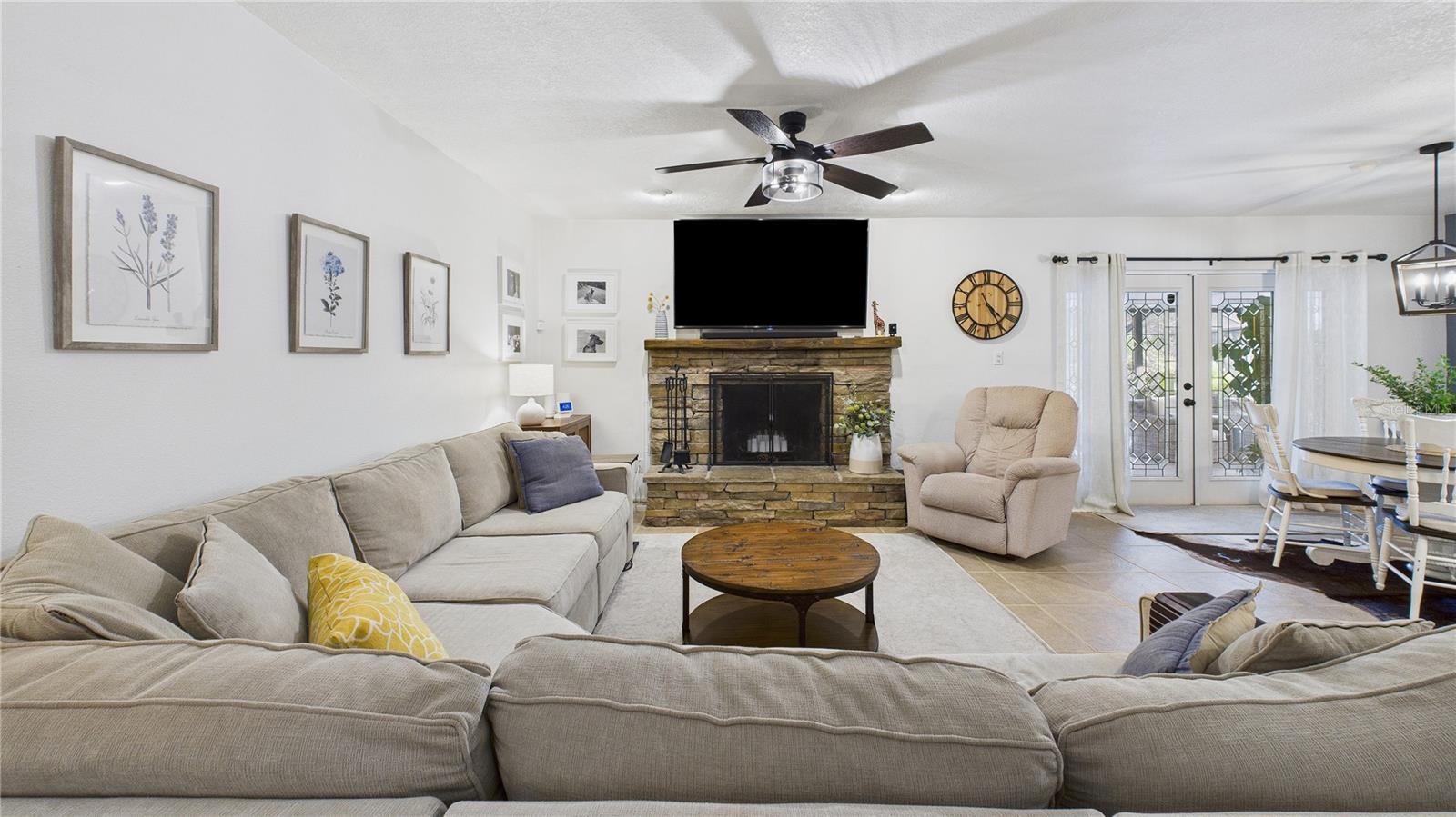 SUBURBAN SHORES REP PT BLK 03 - Residential