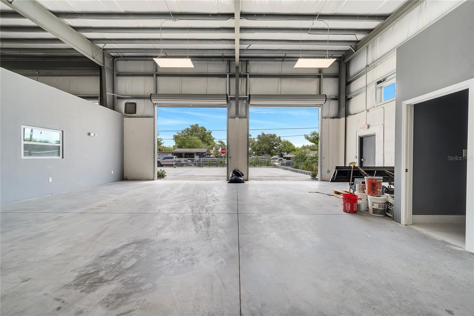 PINE VILLA - Commercial Sale