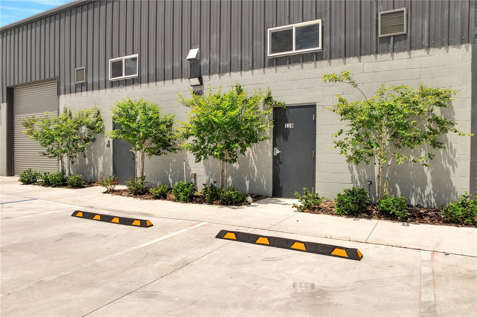 PINE VILLA - Commercial Sale