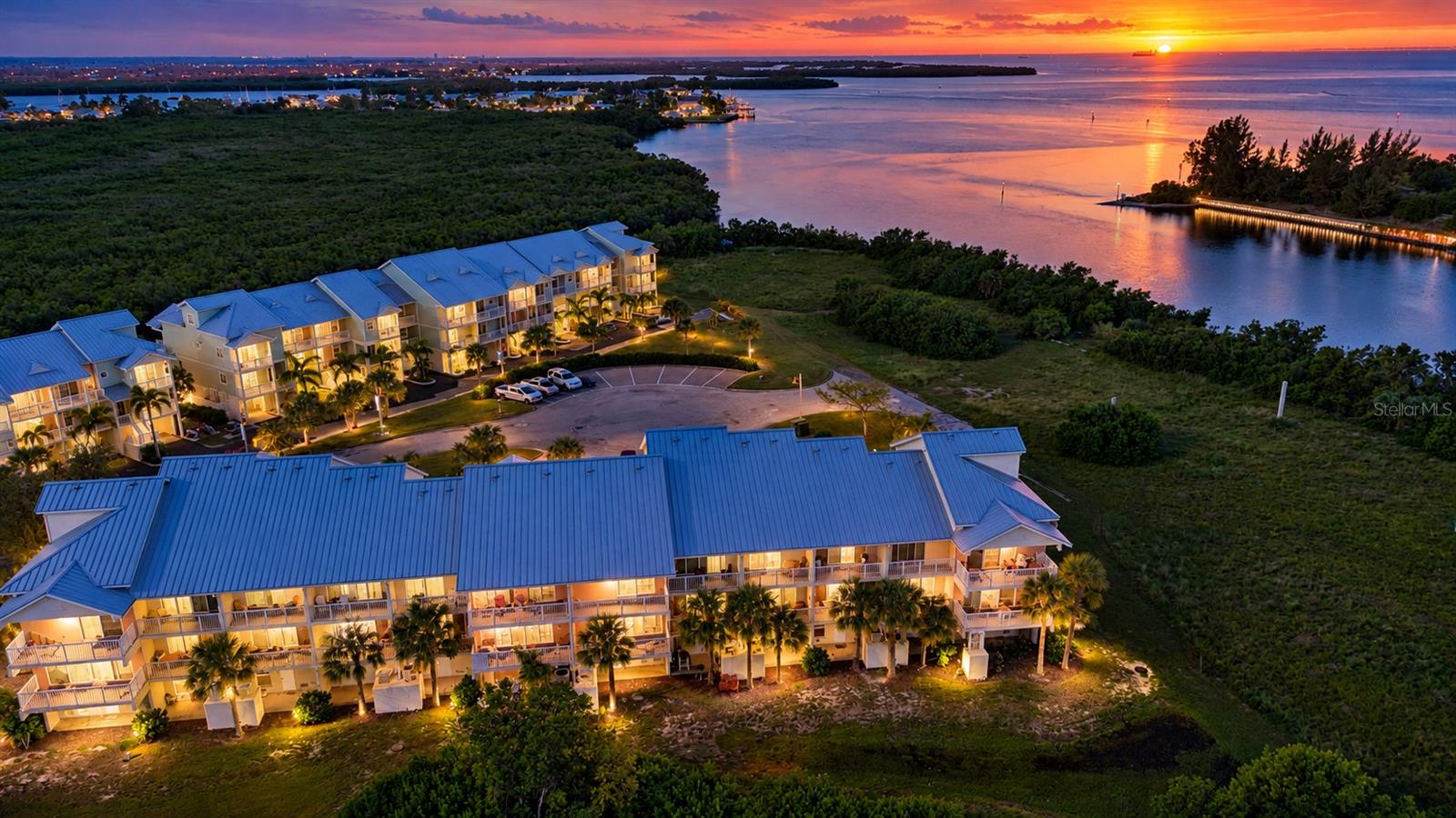 3271 MANGROVE POINT