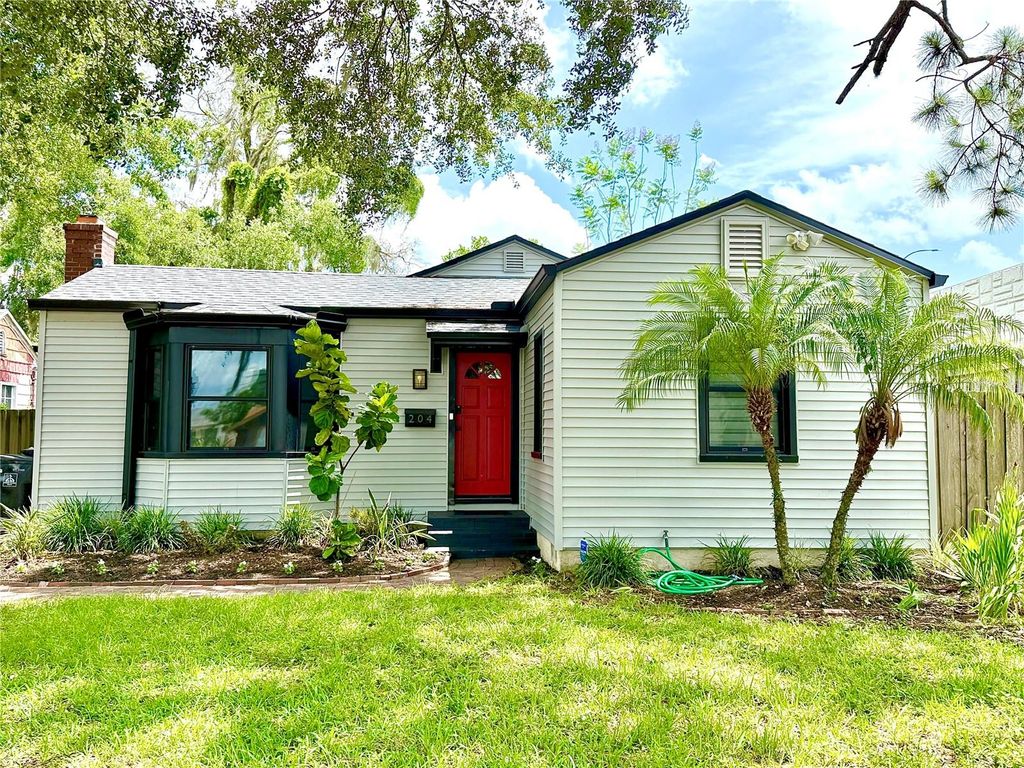 Photo of 204 E Harvard Street, Orlando, FL 32804 (MLS # S5137029)