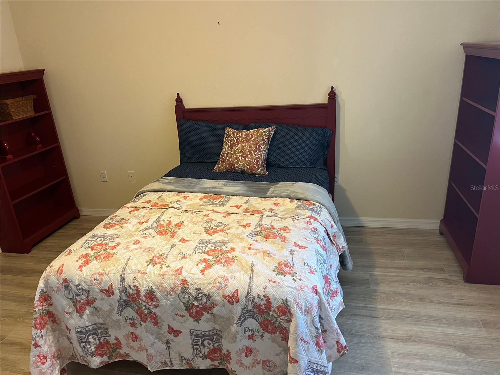 SPRUCE CREEK GC - Residential Lease