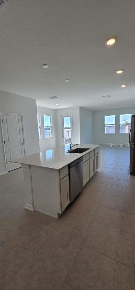 SOL VISTA - Residential Lease