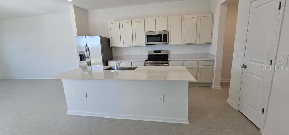 SOL VISTA - Residential Lease