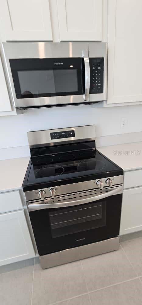 SOL VISTA - Residential Lease