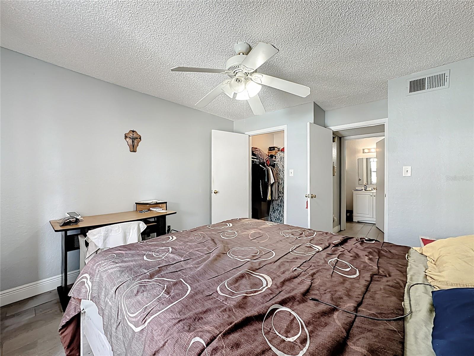 REGENCY GARDENS - Residential