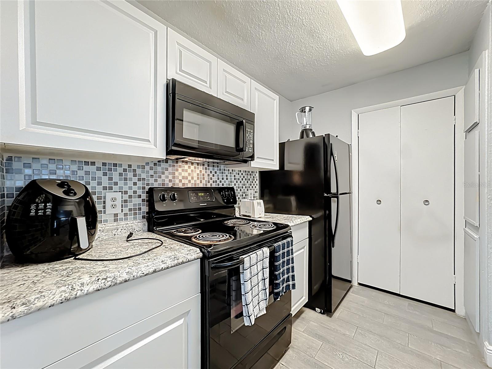 REGENCY GARDENS - Residential