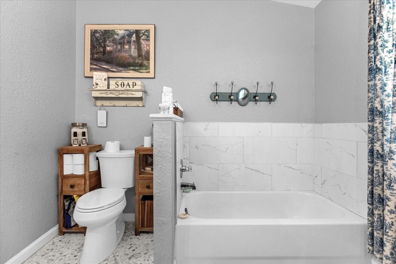 GOVERNMENT - Residential