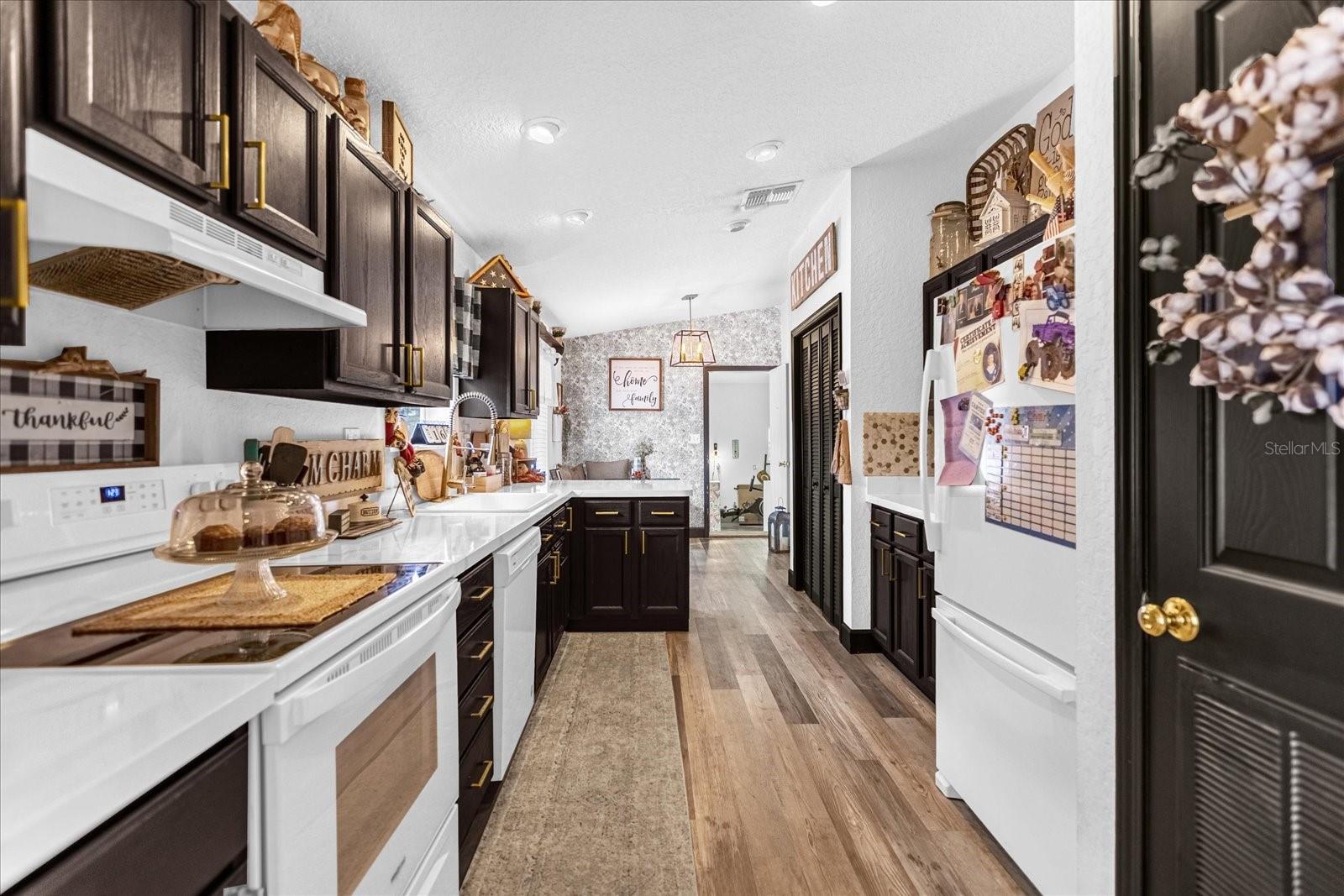 GOVERNMENT - Residential